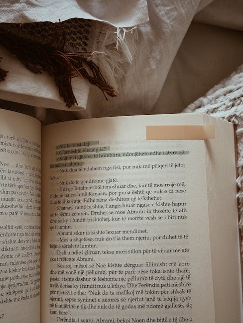 How to Create a Cozy Reading Nook at Home